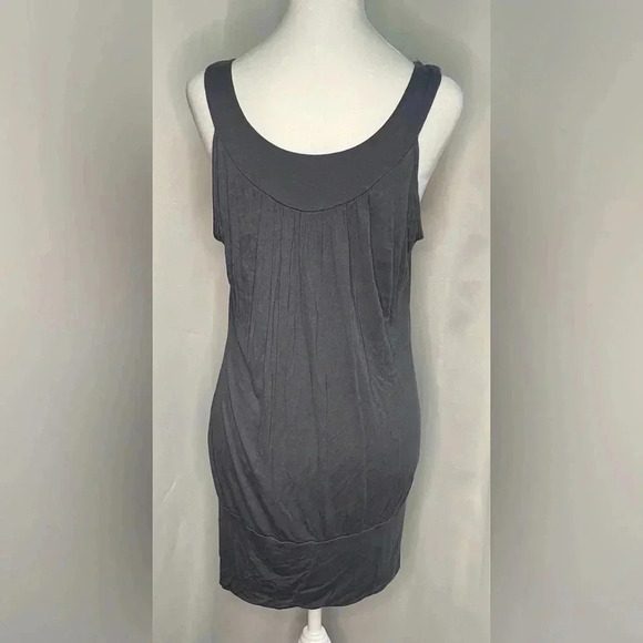 B’leev sleeveless tunic beaded neck - Picture 4 of 5